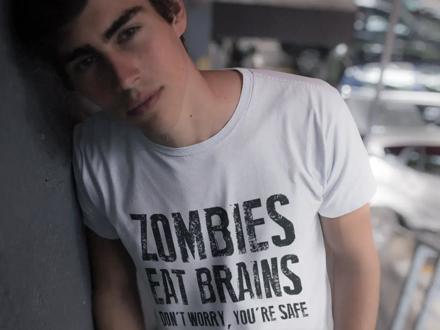 Men's Graphic T-Shirt Zombies Eat Brains, Don't Worry You're Safe White