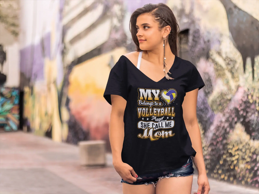 ULTRABASIC Damen-T-Shirt „My Heart Belongs to a Volleyball Player She Call Me Mom“ – Kurzarm-T-Shirt-Oberteile