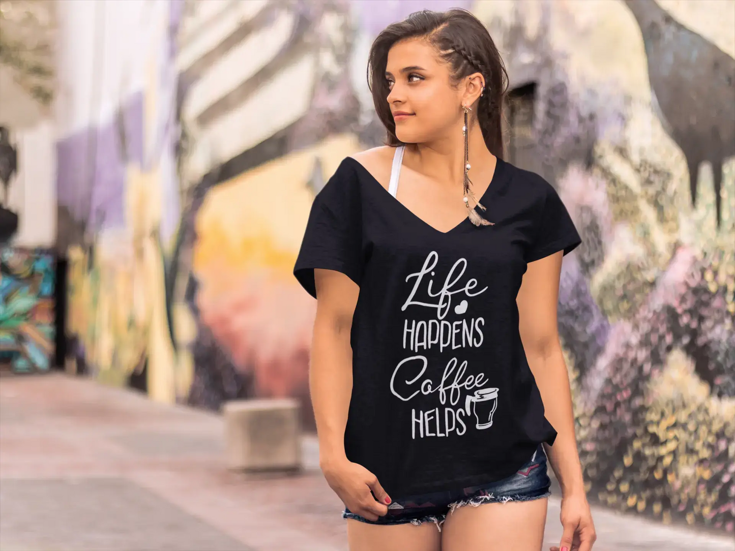 ULTRABASIC Damen T-Shirt Life Happens Coffee Helps – Kurzarm-T-Shirt-Oberteile