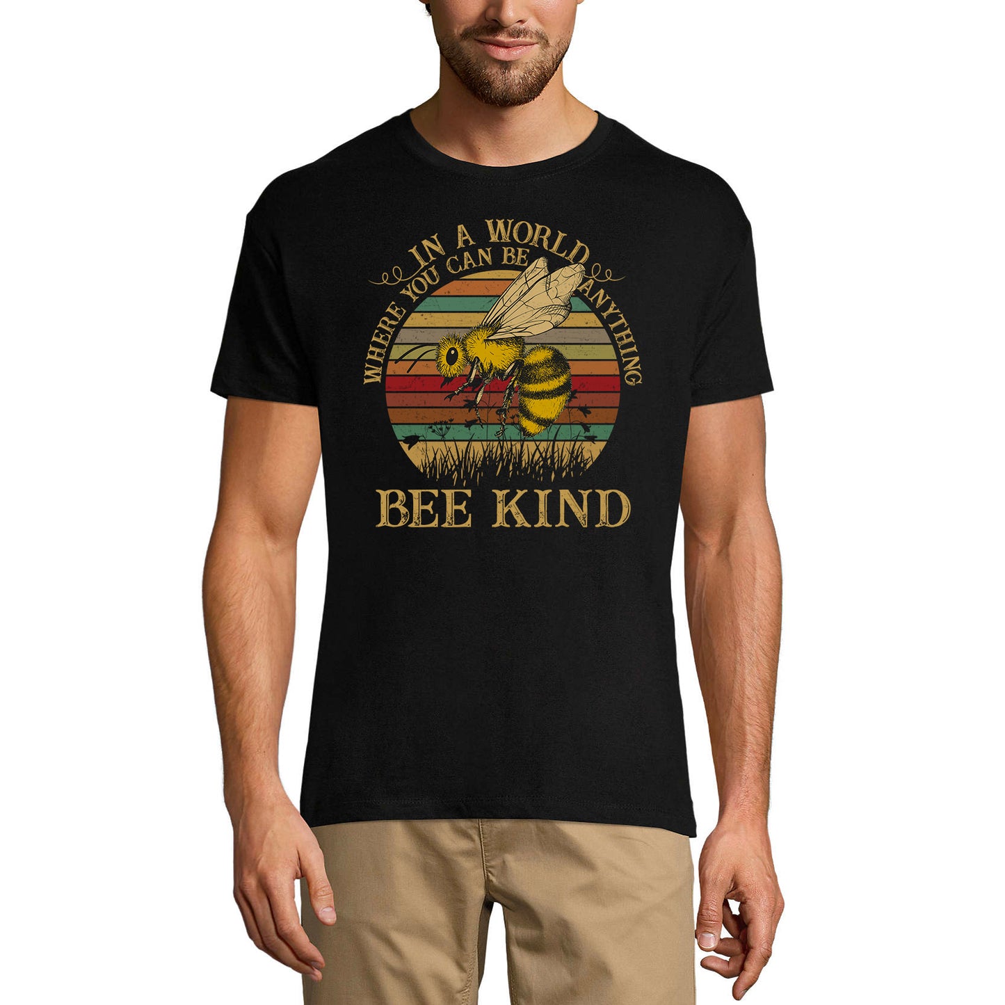 ULTRABASIC Herren-Vintage-T-Shirt „In a World Where You Can Be Anything Bee Kind“ – lustiges Humor-T-Shirt