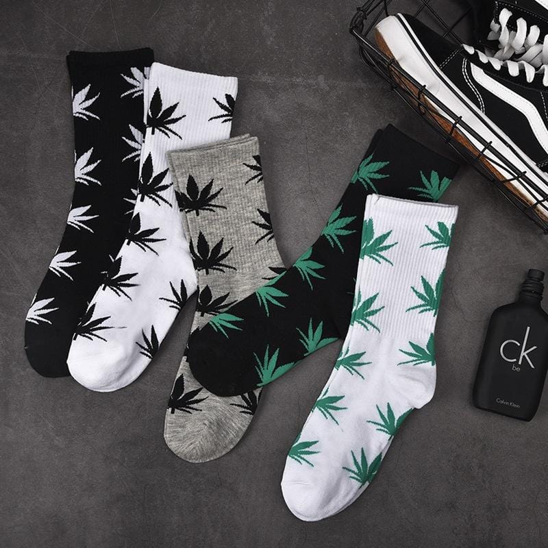 spring and autumn casual long paragraph weed boat socks Fashion comfortable high quality cotton socks leaf maple leaves